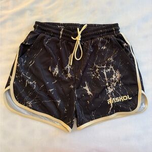Raskol Unisex Gold Marble Short
